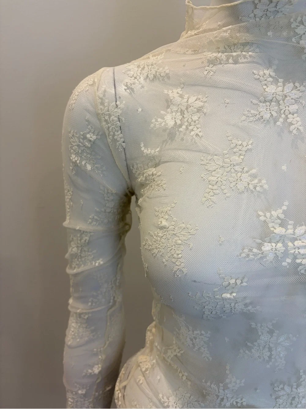 FREE PEOPLE Lady Lux Long Sleeve Mock Neck Shirt Sheer Lace Eveningn Crème